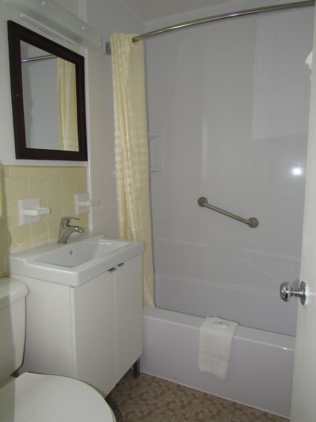 No View Two Double Beds Photo 4