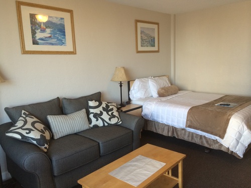 No View Queen Bed Photo 1