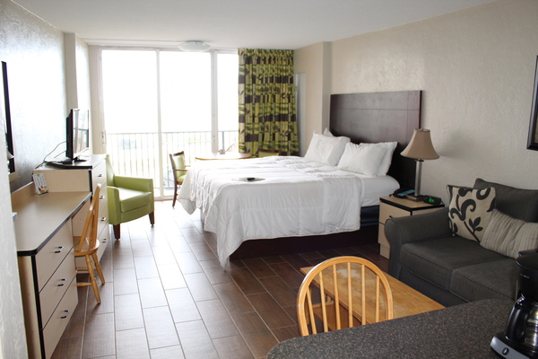 Ocean View King Bed Photo 5