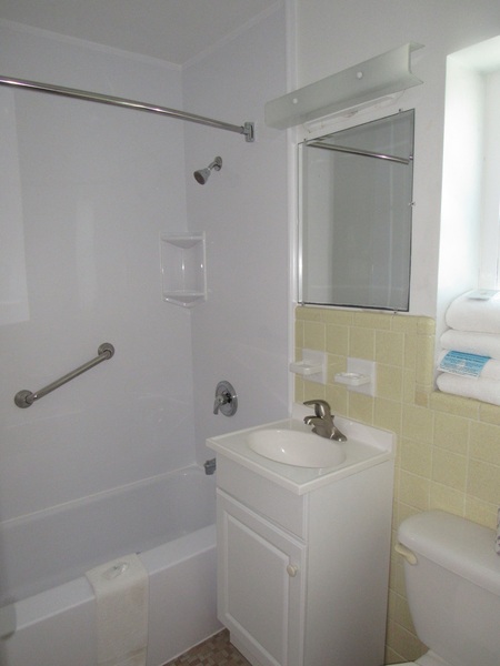 No View Queen Bed Photo 2