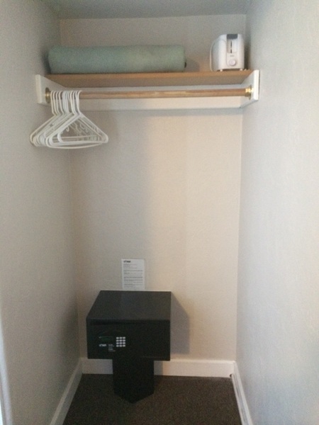 No View Two Double Beds Photo 2